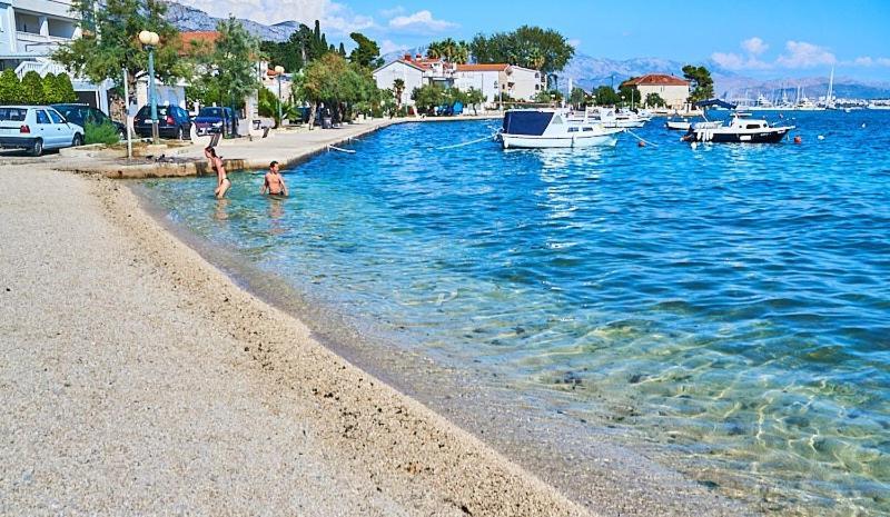 Apartman Karmen Appartement Kaštela Buitenkant foto