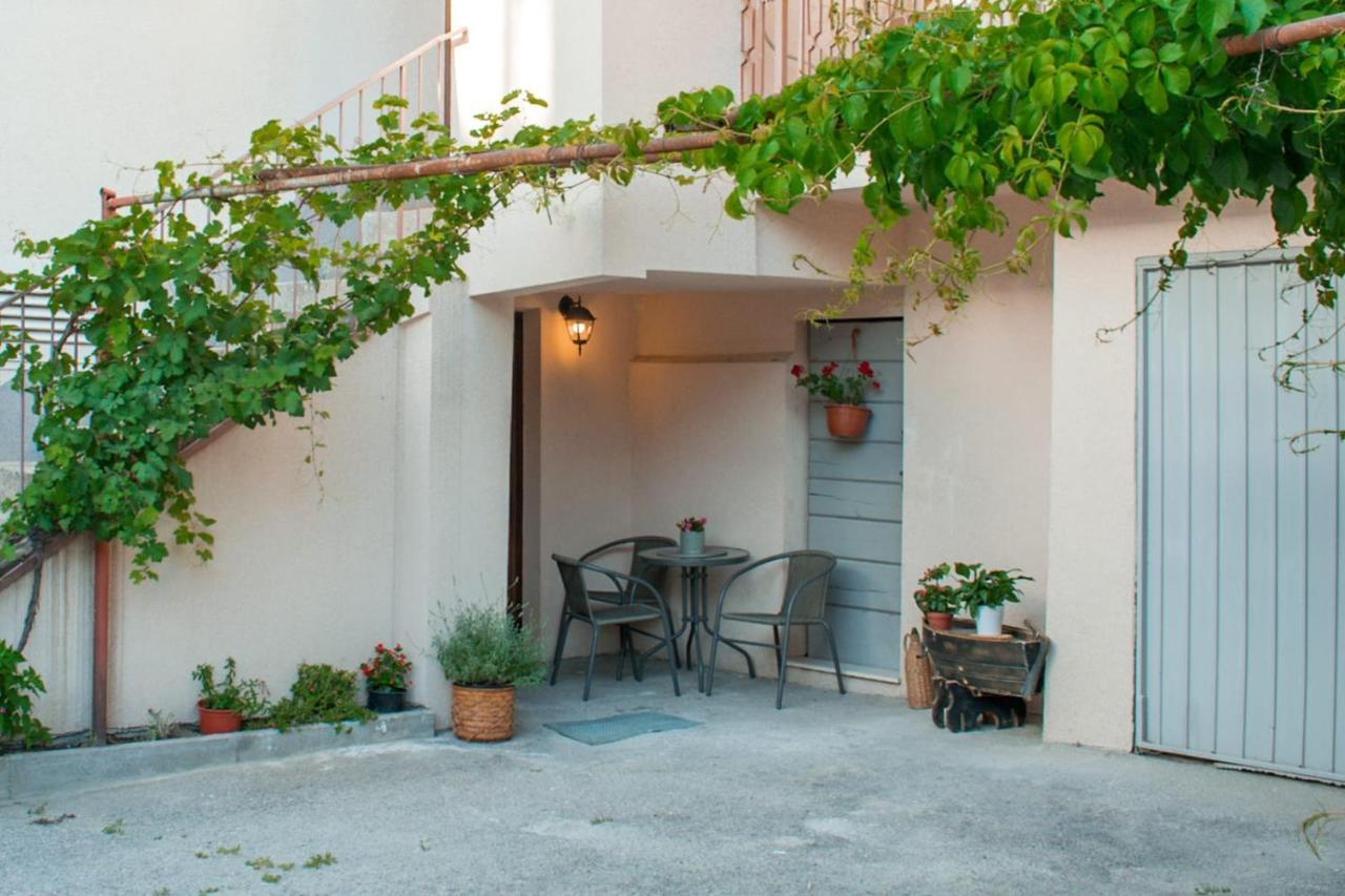 Apartman Karmen Appartement Kaštela Buitenkant foto