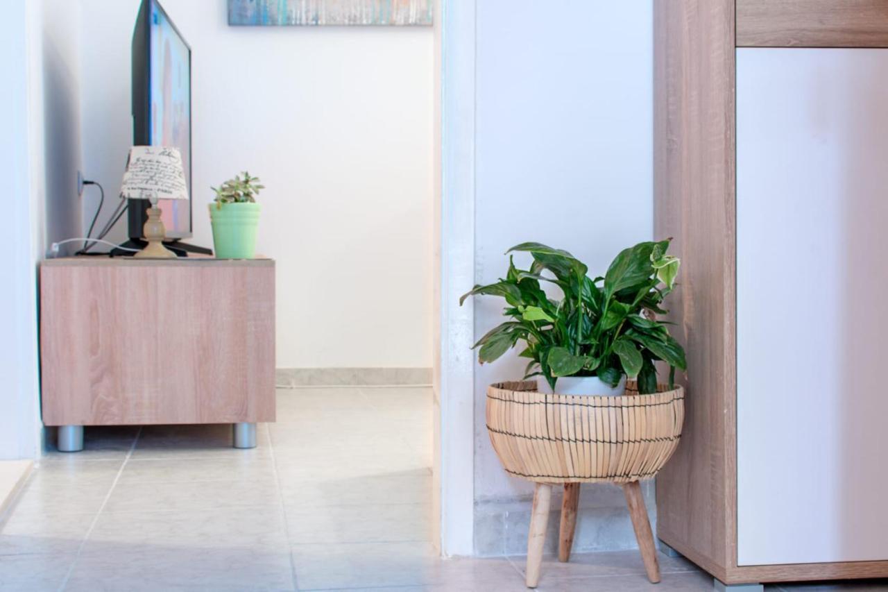 Apartman Karmen Appartement Kaštela Buitenkant foto